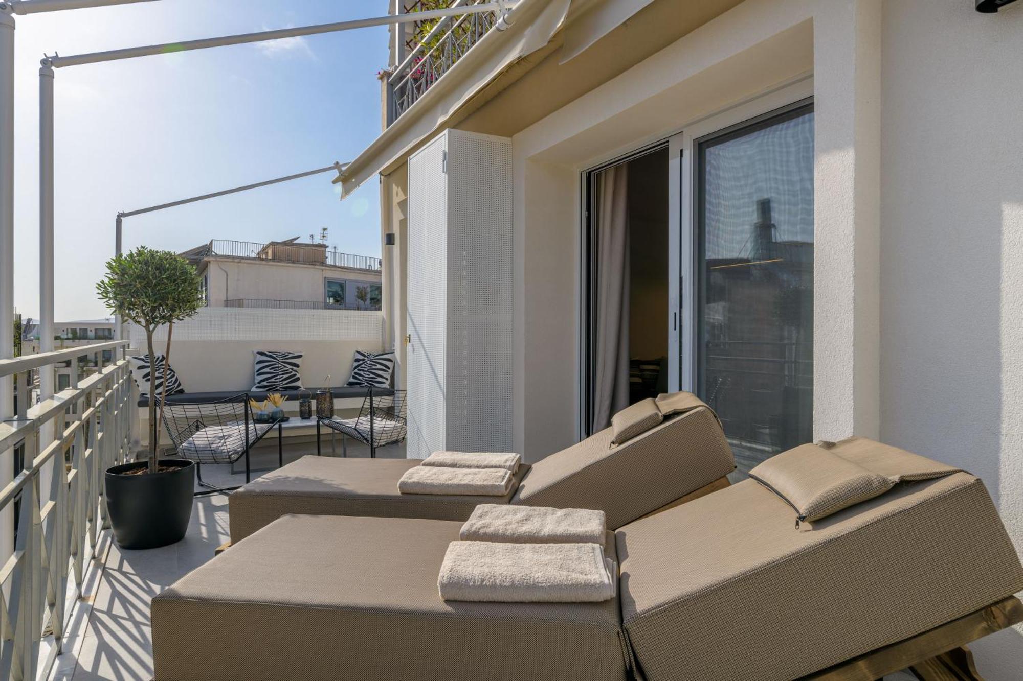 Central Sunny Loft With Plunge Pool Atene Esterno foto