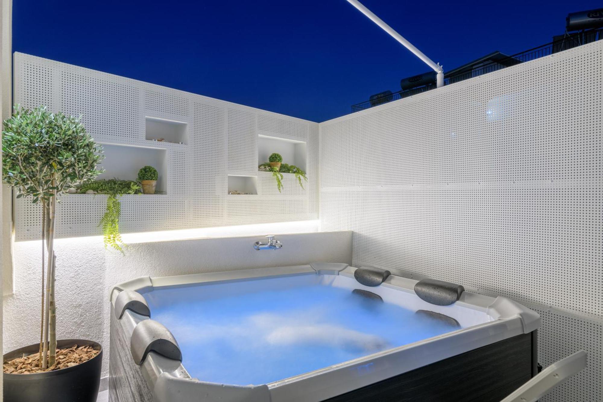 Central Sunny Loft With Plunge Pool Atene Esterno foto